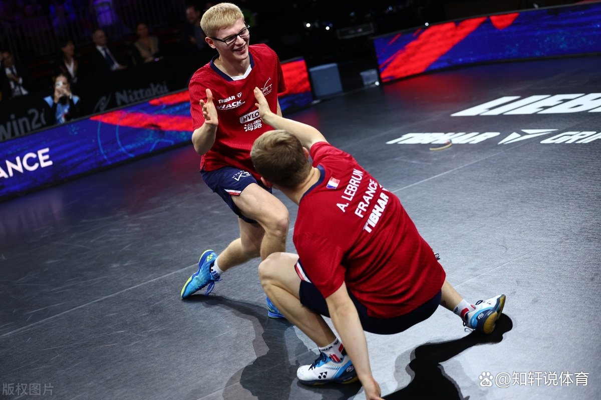 日本乒乓球队血洗英国乒乓球队，奥恰洛夫制霸全场的简单介绍