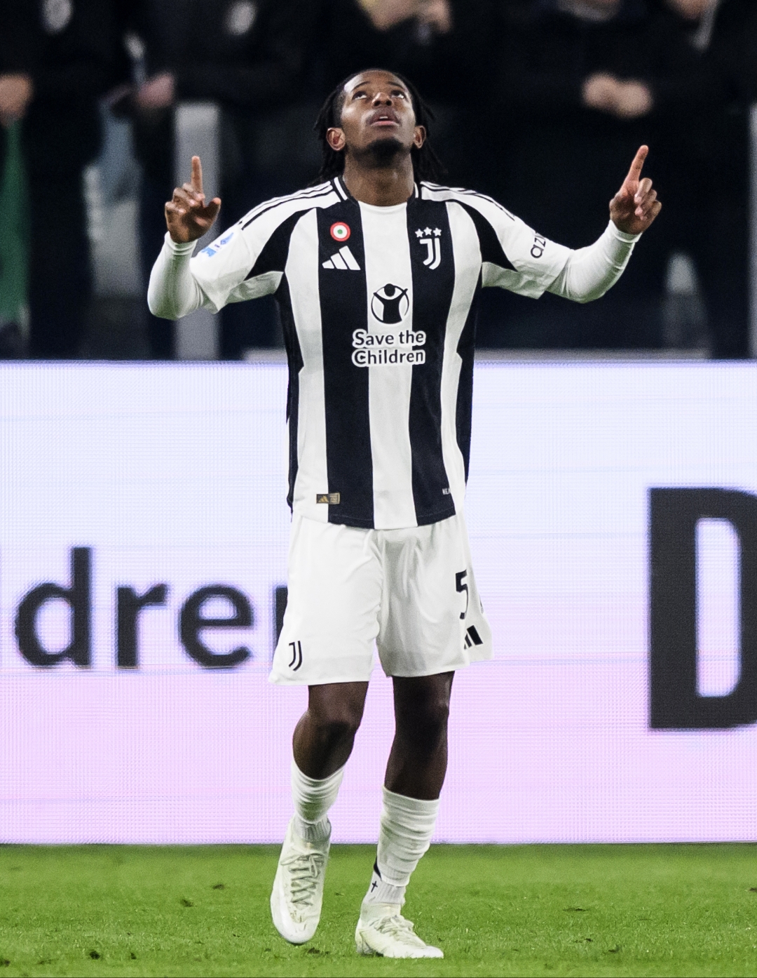 关于尤文图斯迎战瓦伦西亚，球星表现是否能出色的信息