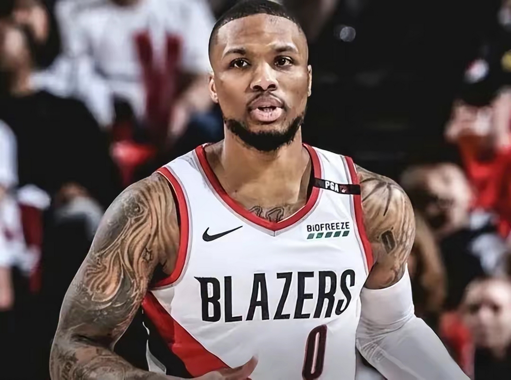 「利拉德独挑大梁拯救开拓者」