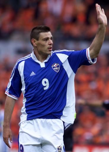 荷兰队再战南斯拉夫，力争晋级的简单介绍