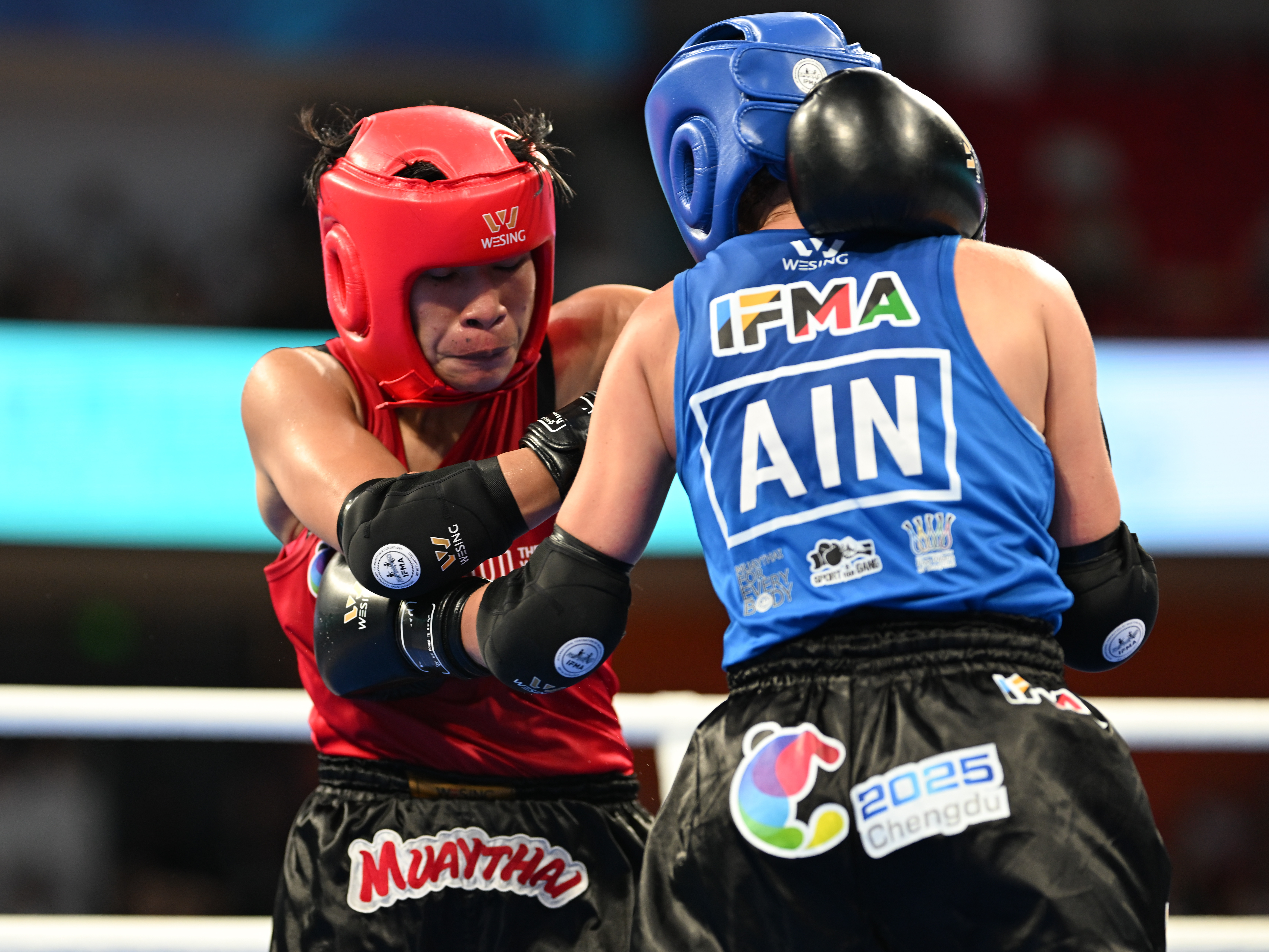 泰国选手在射击比赛中一举夺冠