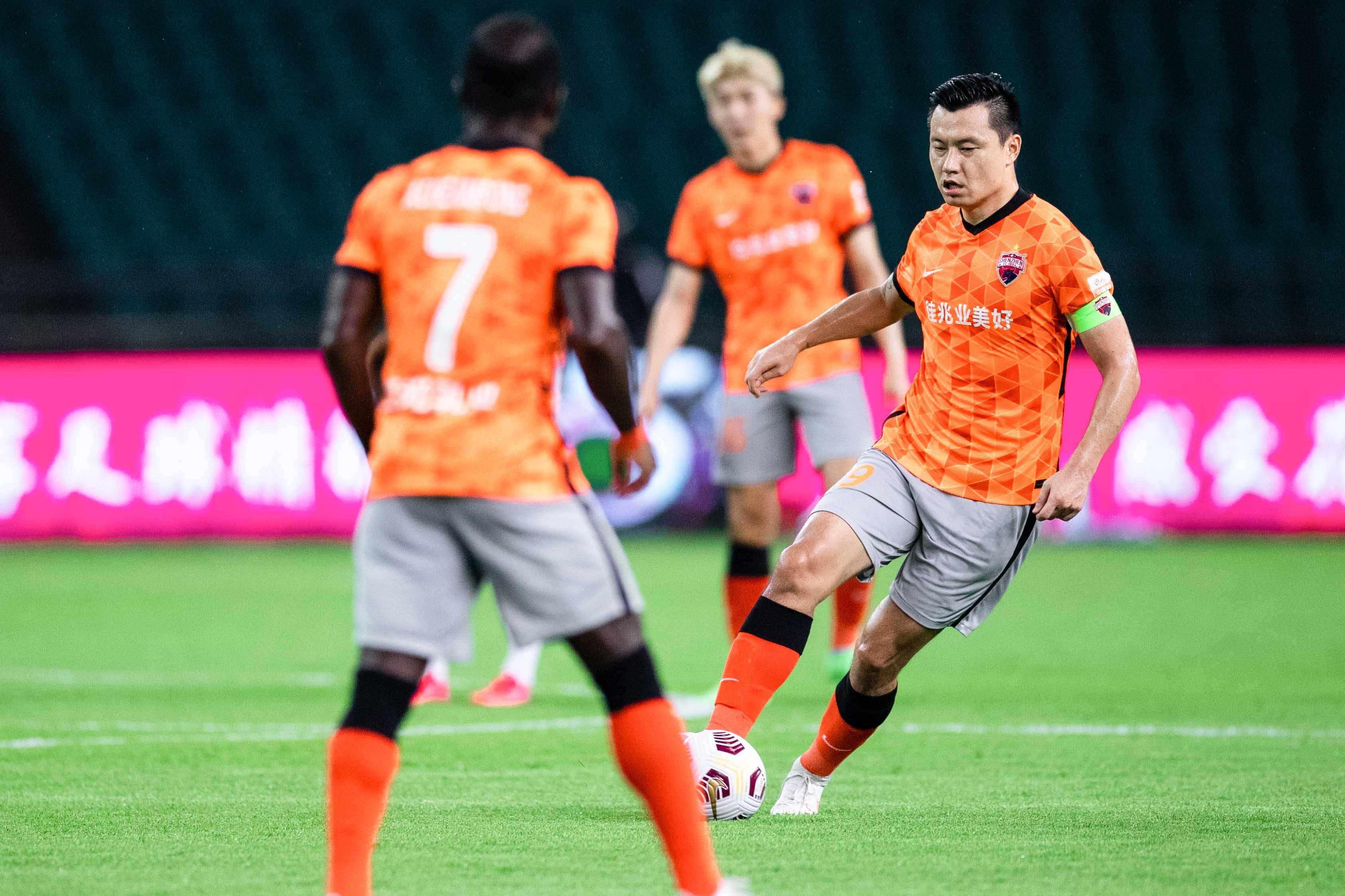 双方实力拼抢，决胜关键精彩纷呈的简单介绍