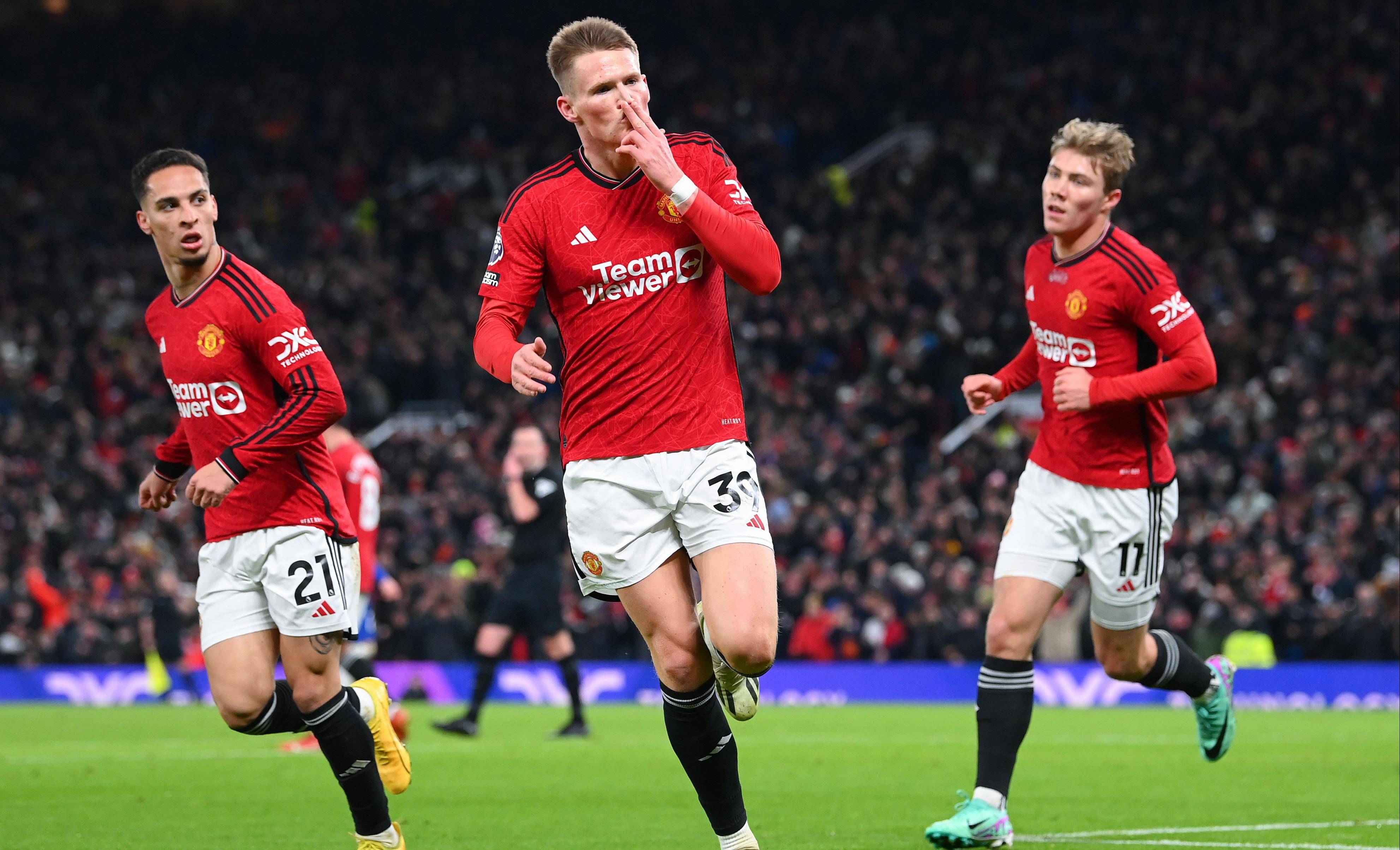 包含托特纳姆热刺主场失利，遭遇不敌逆袭的词条