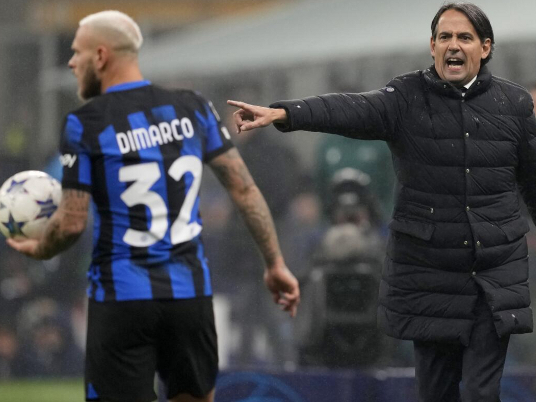 关于皇家社会主场不敌波尔图,欧冠小组赛形势严峻!的信息 关于皇家社会主场不敌波尔图,欧冠小组赛形势严峻!的信息