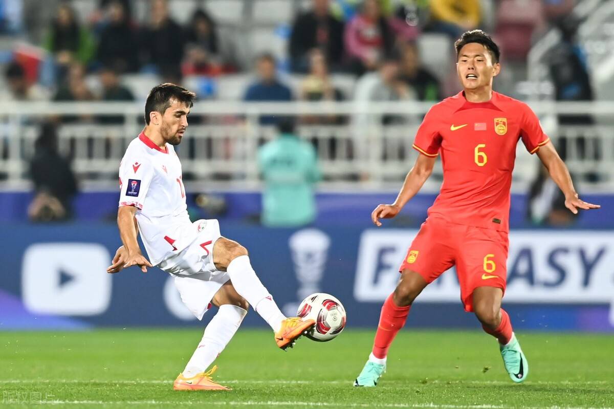 亚洲杯赛决赛打响，国足精彩表现受瞩目的简单介绍