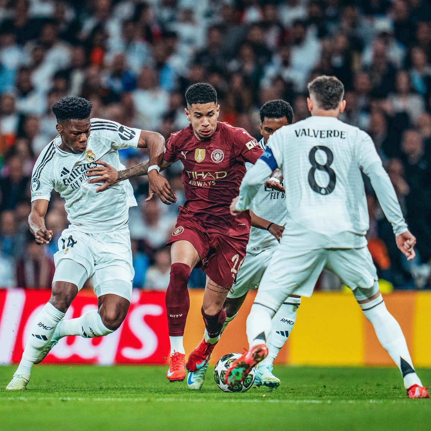 曼城客场大胜,稳步晋级半决赛 曼城客场大胜,稳步晋级半决赛