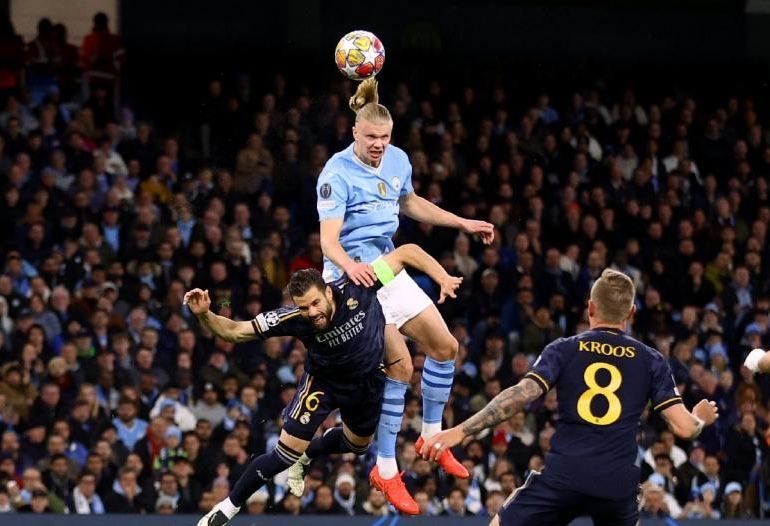 曼城客场大胜,稳步晋级半决赛 曼城客场大胜,稳步晋级半决赛