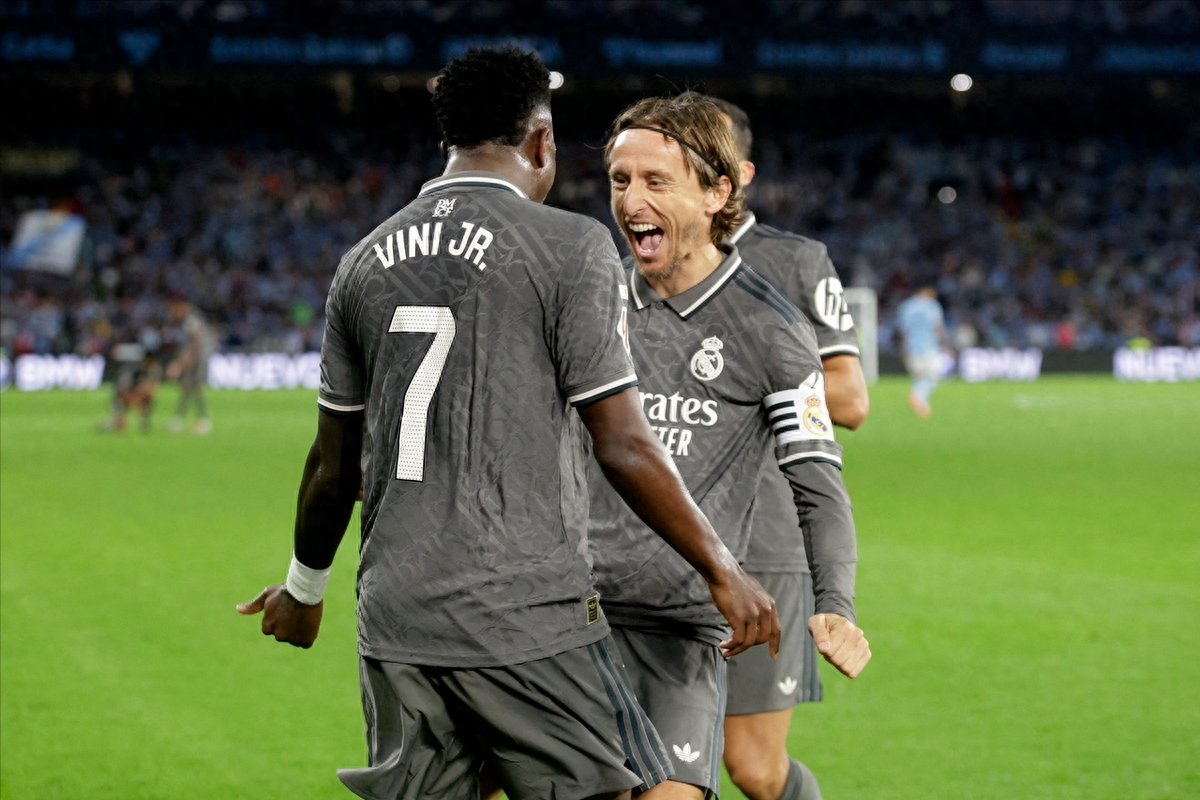 包含塞内加尔险胜皇马，埃尔林制霸全场的词条