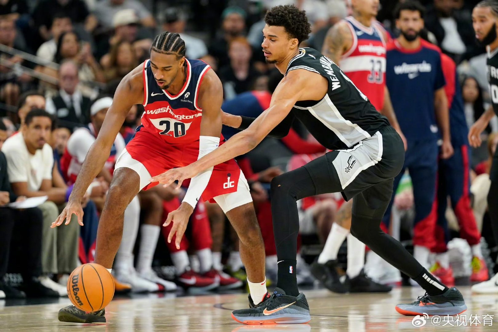 法国队翻盘马来西亚队，黄鸭组合状态火热的简单介绍