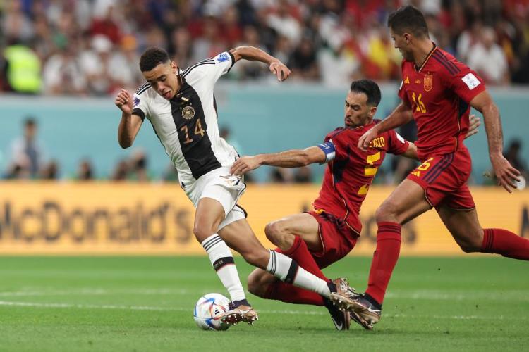 韩国队绝杀德国队，黄鸭组合关键制胜的简单介绍