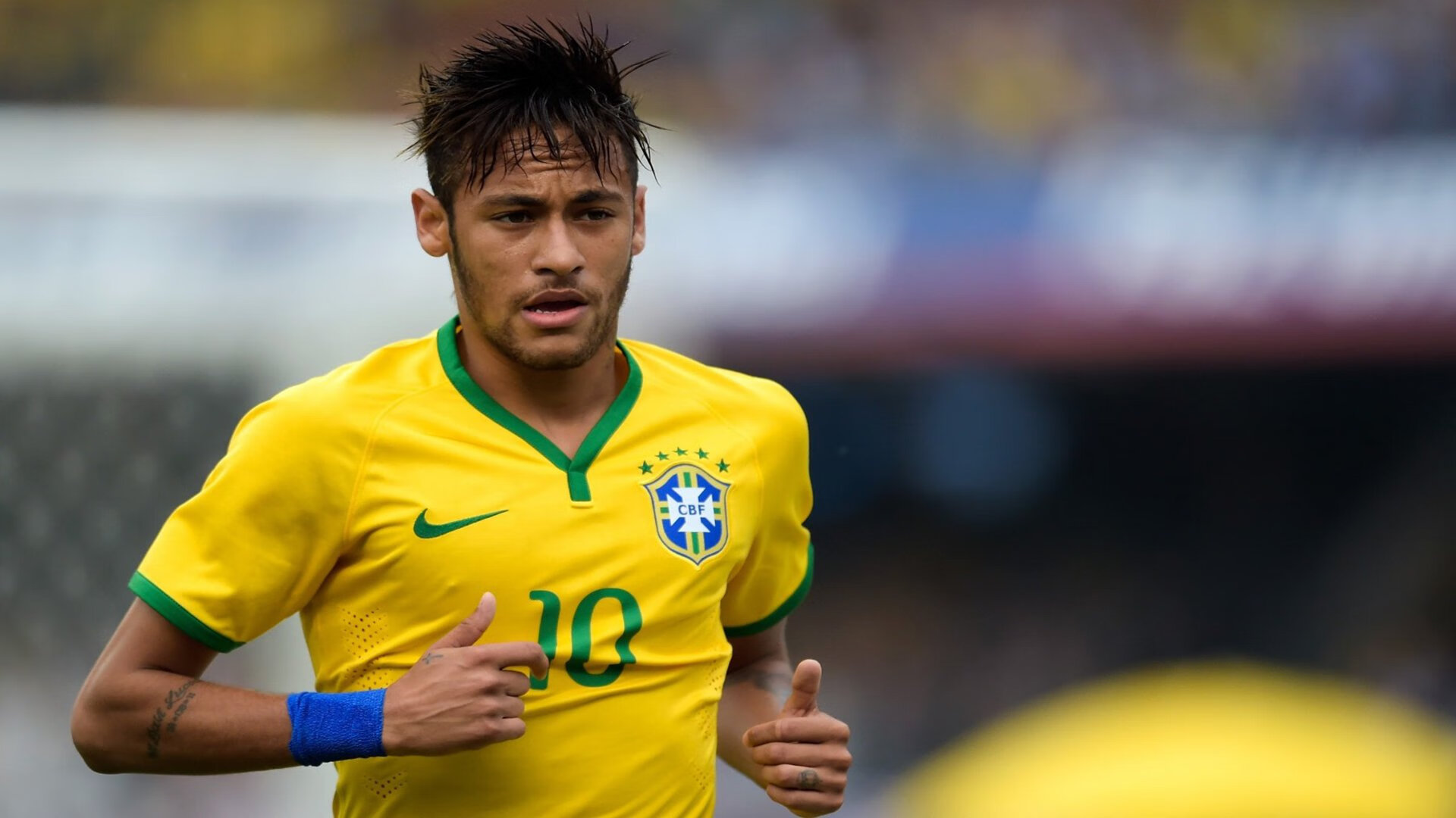 英超争冠之夜，基耶萨压力下完成爆发，从质疑到救赎的90分钟